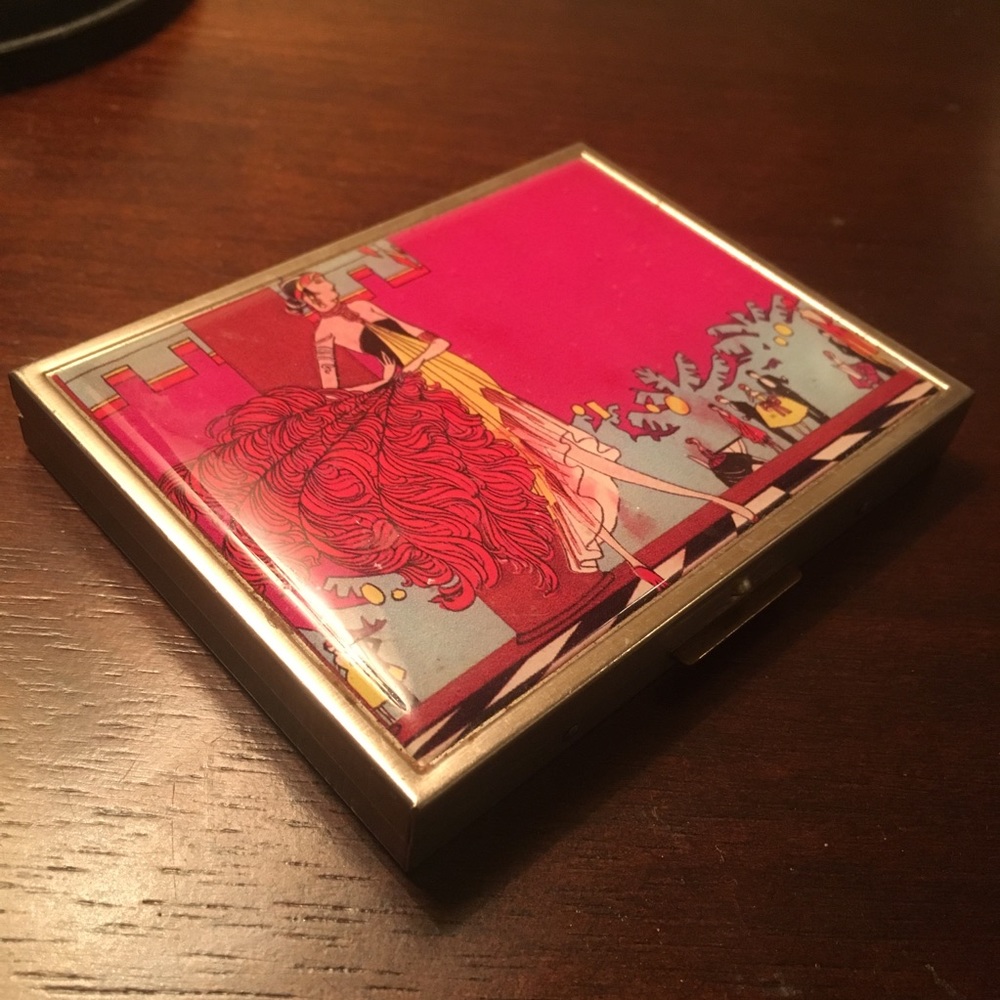 Retro case Art Deco inspired